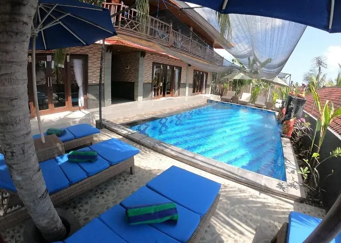 Hotel Genta Ceningan 4*