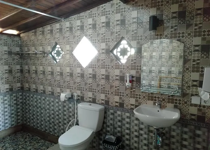 Hotel Genta Ceningan